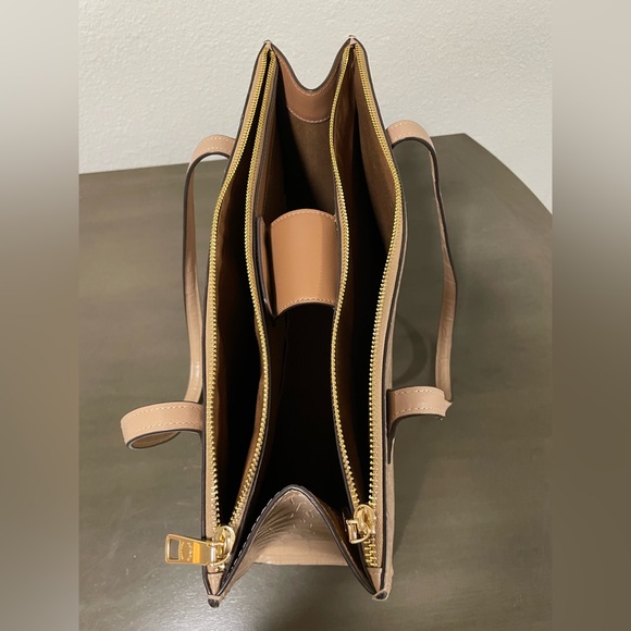 COACH NINA TOTE BAG 👜♥️ - Picture 9 of 15